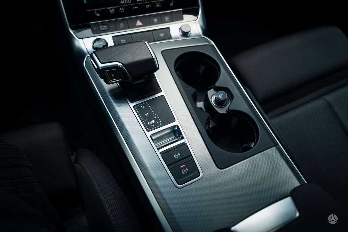 Audi A6, 2.0 l., Универсал