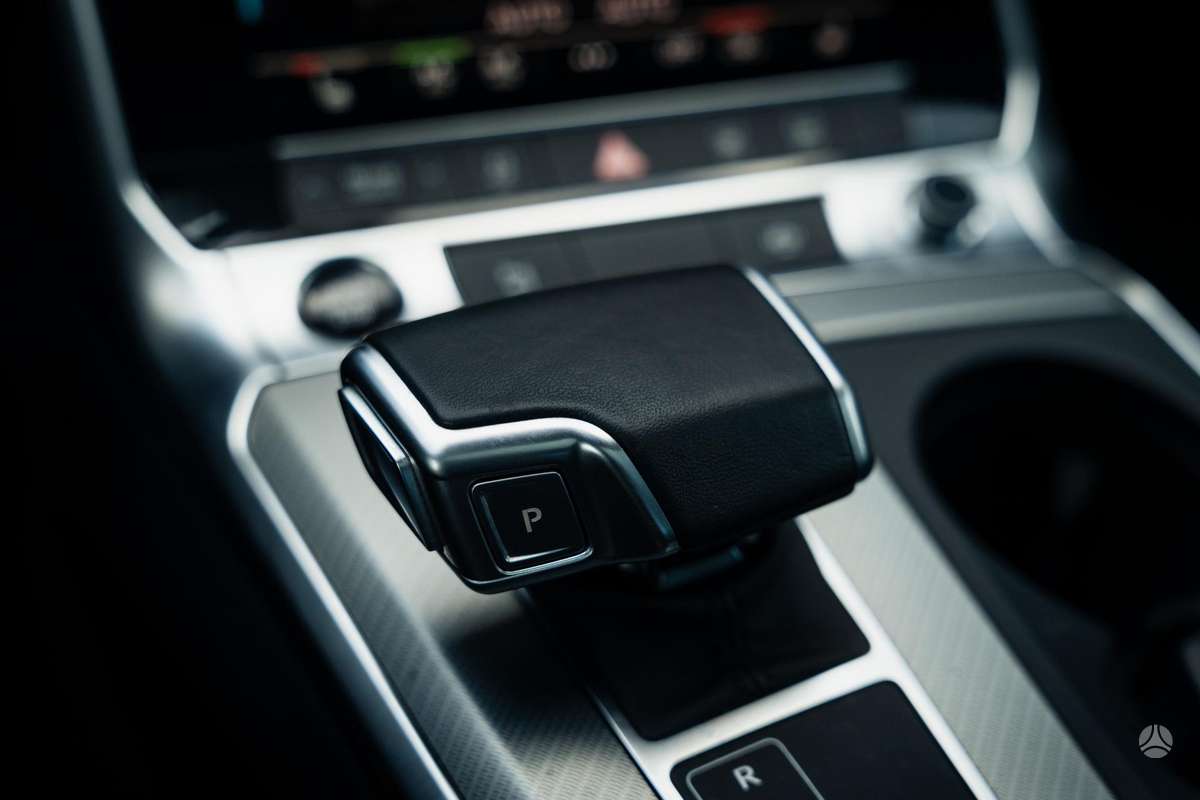 Audi A6, 2.0 l., Универсал