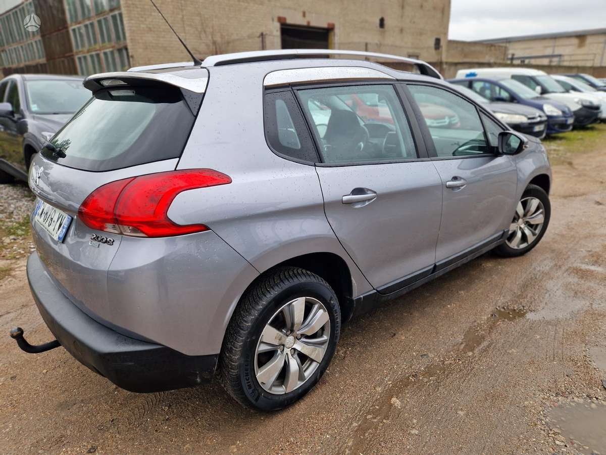 Peugeot 2008 - 3