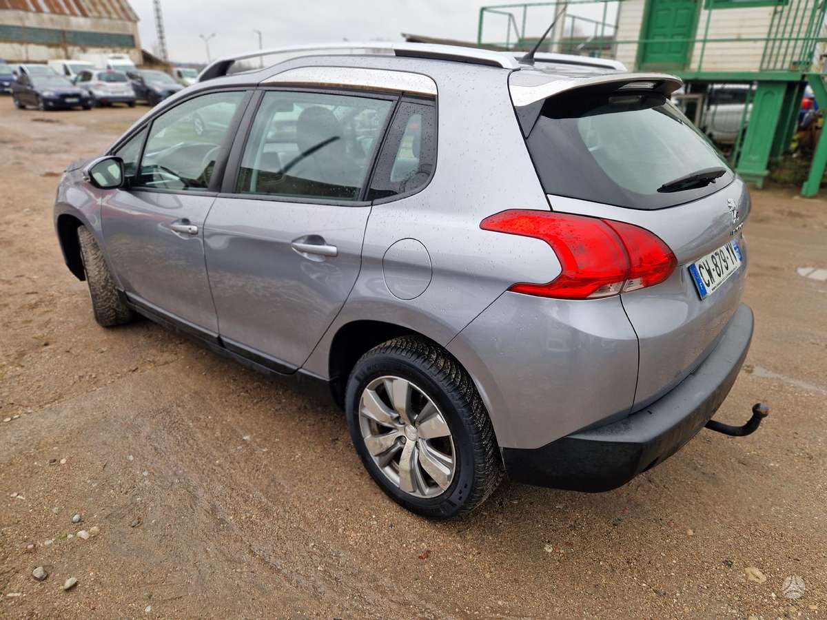 Peugeot 2008 - 5