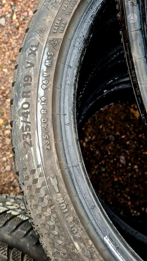 Continental, winter 235/40 R19