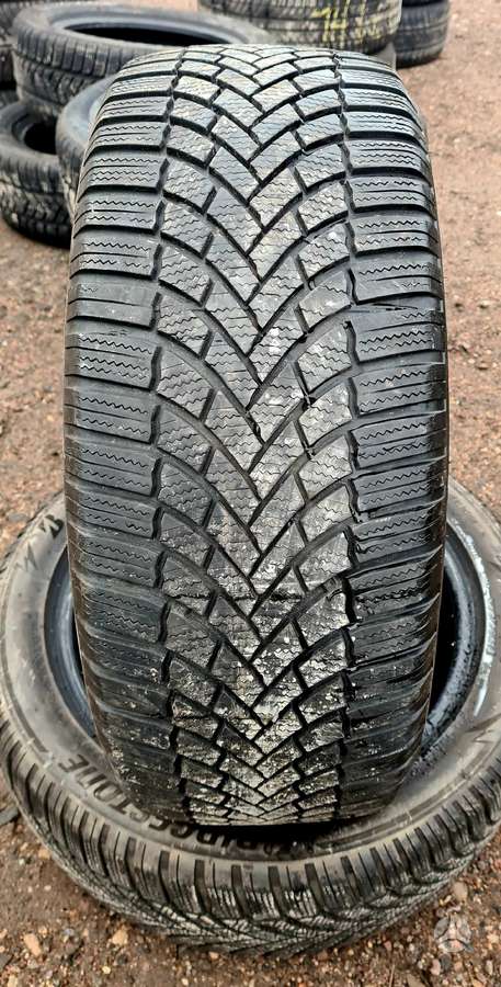 Bridgestone, winter 235/50 R19