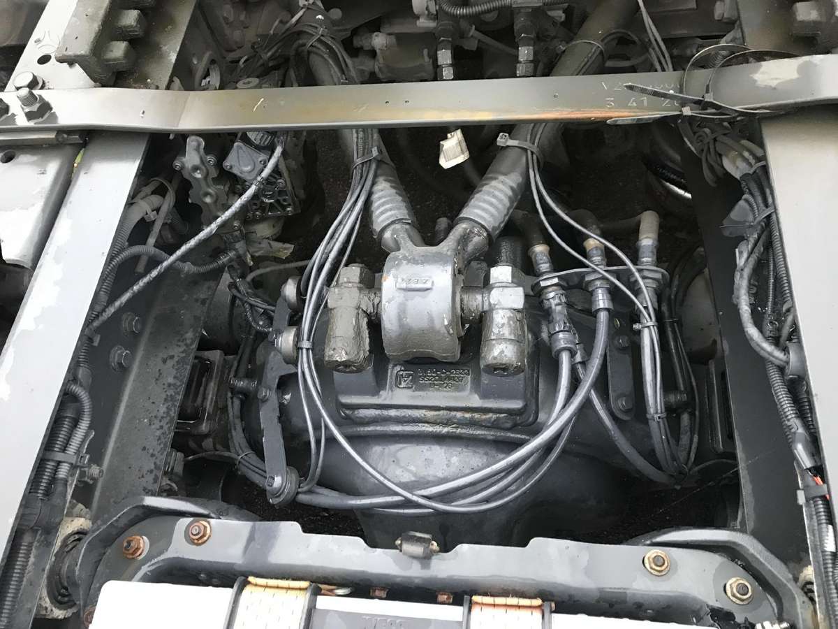 Iveco S-Way 480 dalimis, vilkikai