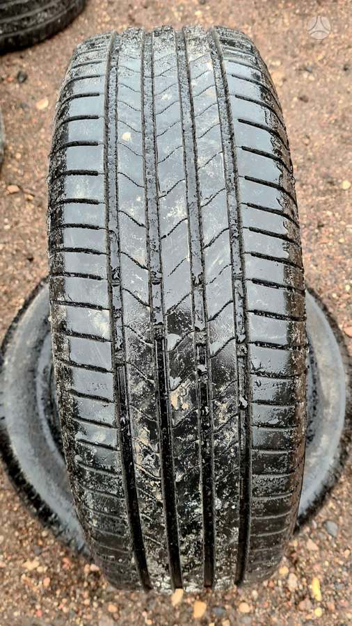 Bridgestone, vasarinės 215/65 R17