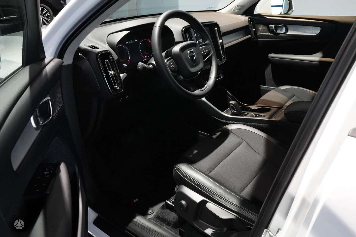 Volvo XC40 - 8