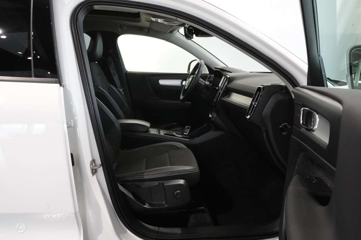 Volvo XC40 - 10