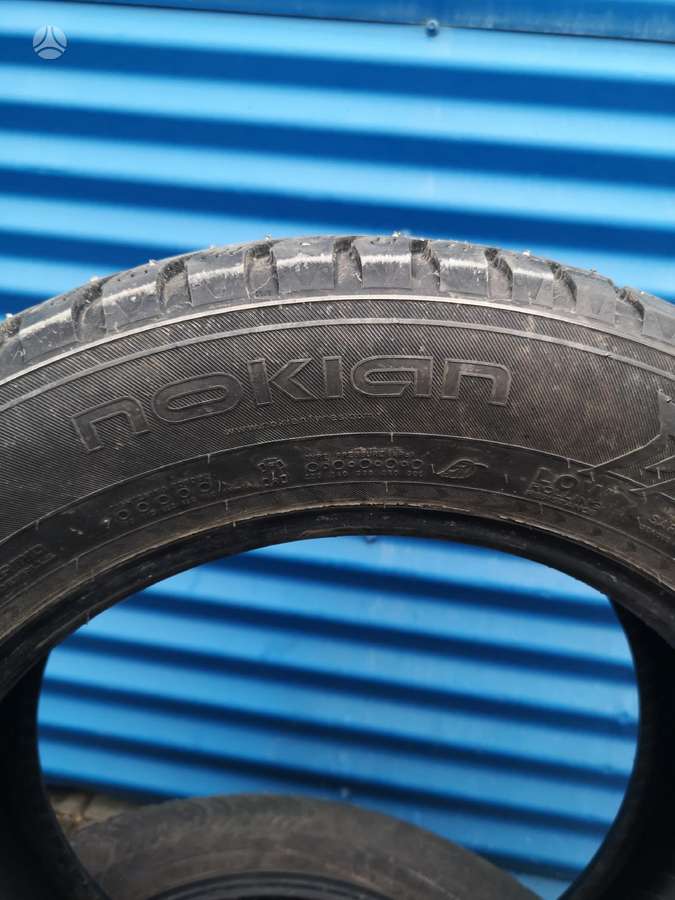 Nokian, žieminės 235/60 R18