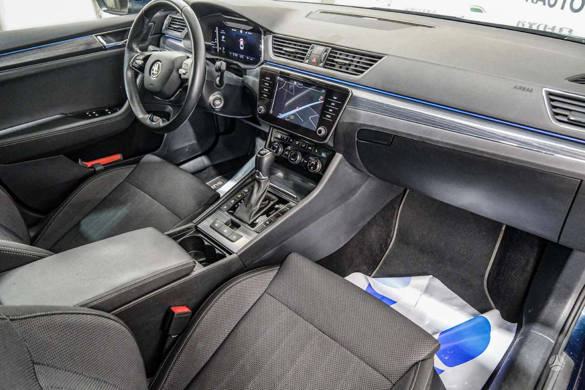 Škoda Superb - 11
