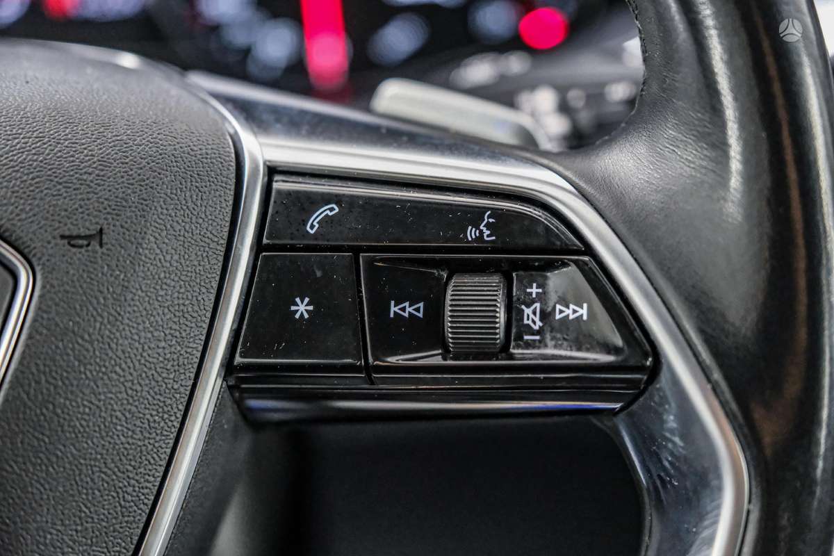 Audi A6, 2.0 l., Универсал
