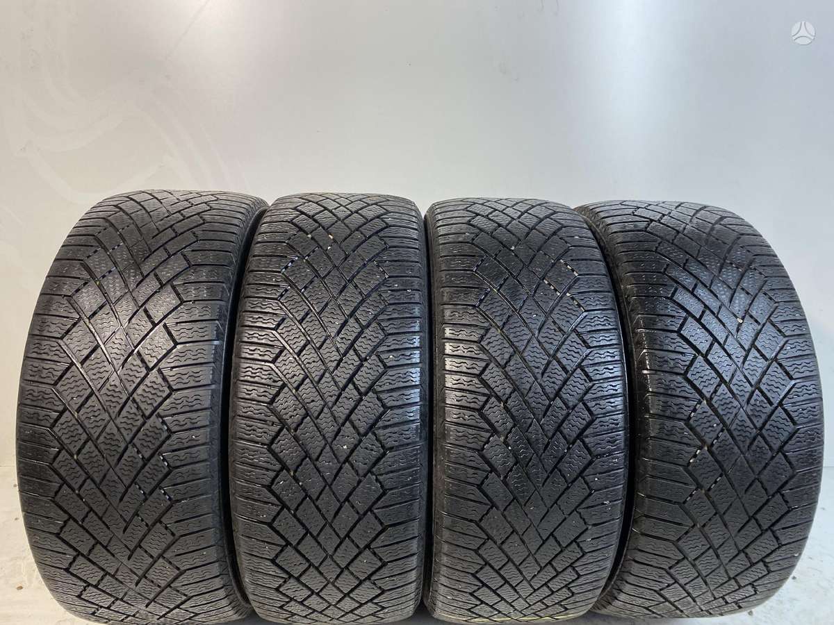 Continental Vikingcontact 7, winter 235/45 R18
