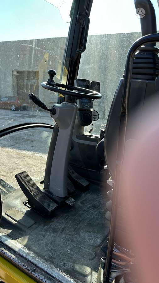 Caterpillar M315D, ekskavatoriai