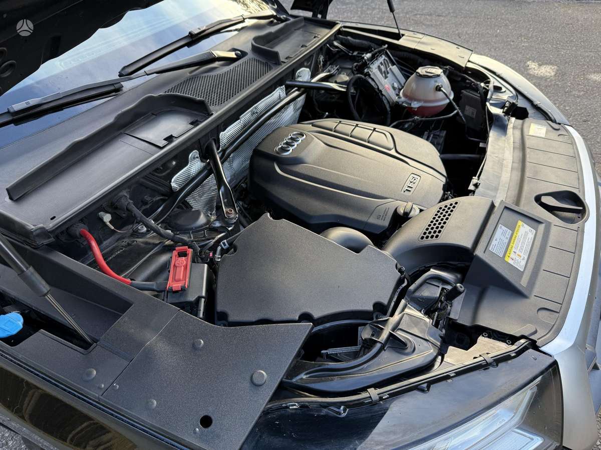 Audi Q5, 2.0 l., mpv / minivan