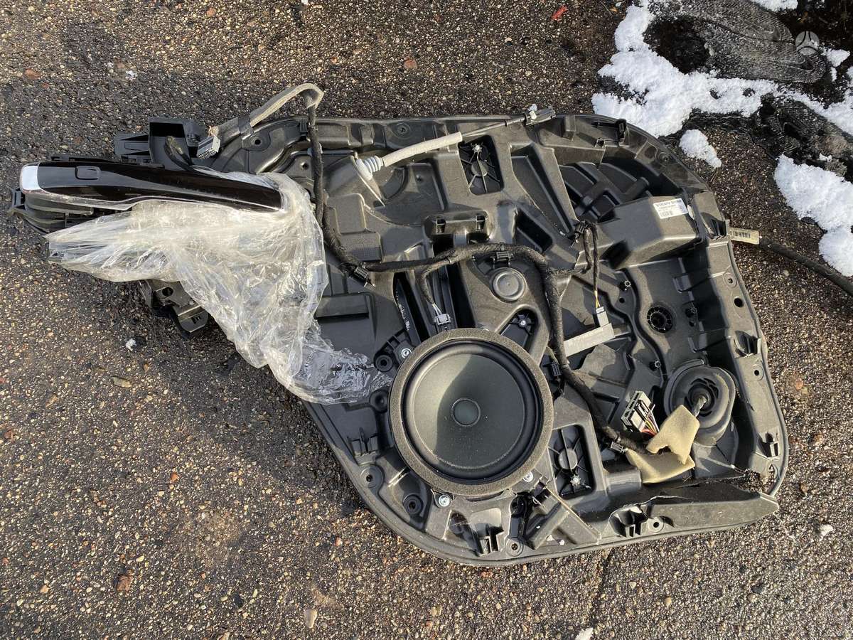 Volvo XC90 body parts