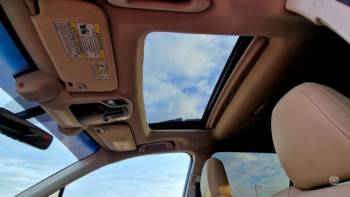 Subaru Outback, 2.5 l., off-road / crossover