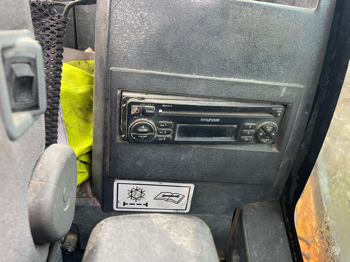 Hyundai Robex 220LC-9A, экскаваторы