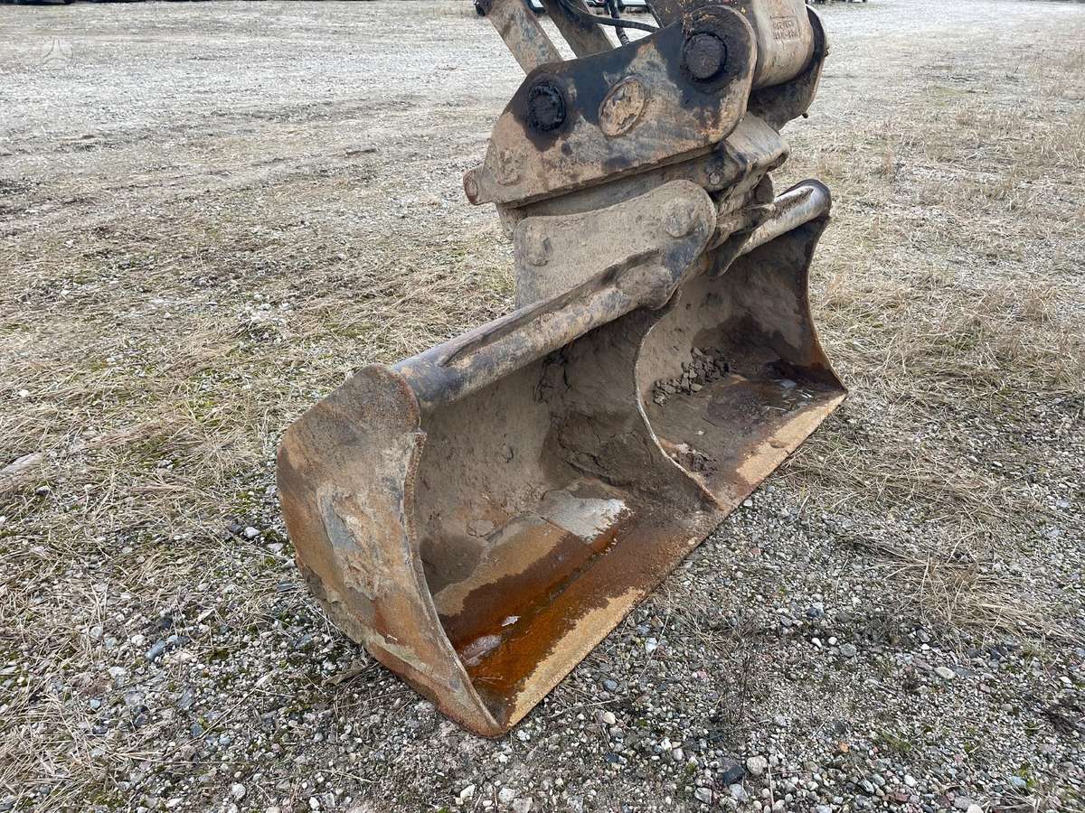 Hyundai Robex 220LC-9A, экскаваторы