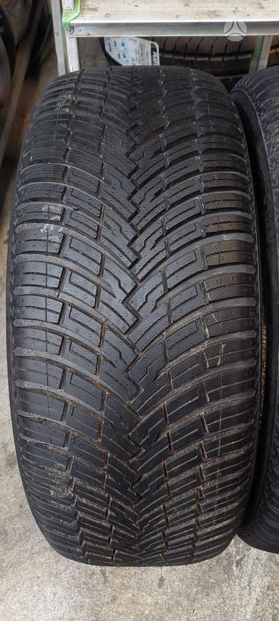 Pirelli, vissezonas 235/50 R20