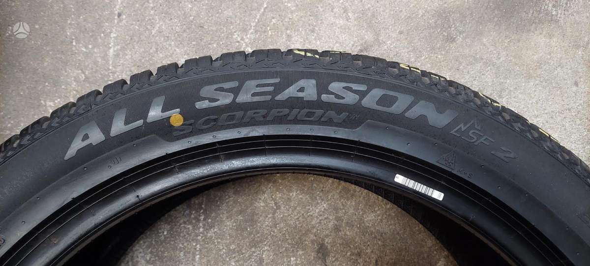 Pirelli, vissezonas 235/50 R20