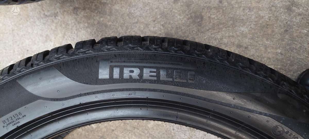 Pirelli, vissezonas 235/50 R20