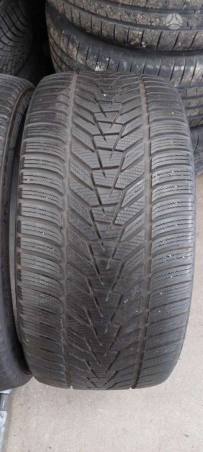 Hankook, winter 285/35 R21