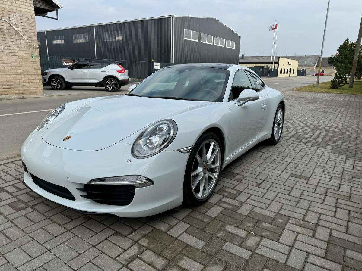 Porsche 911 - 4