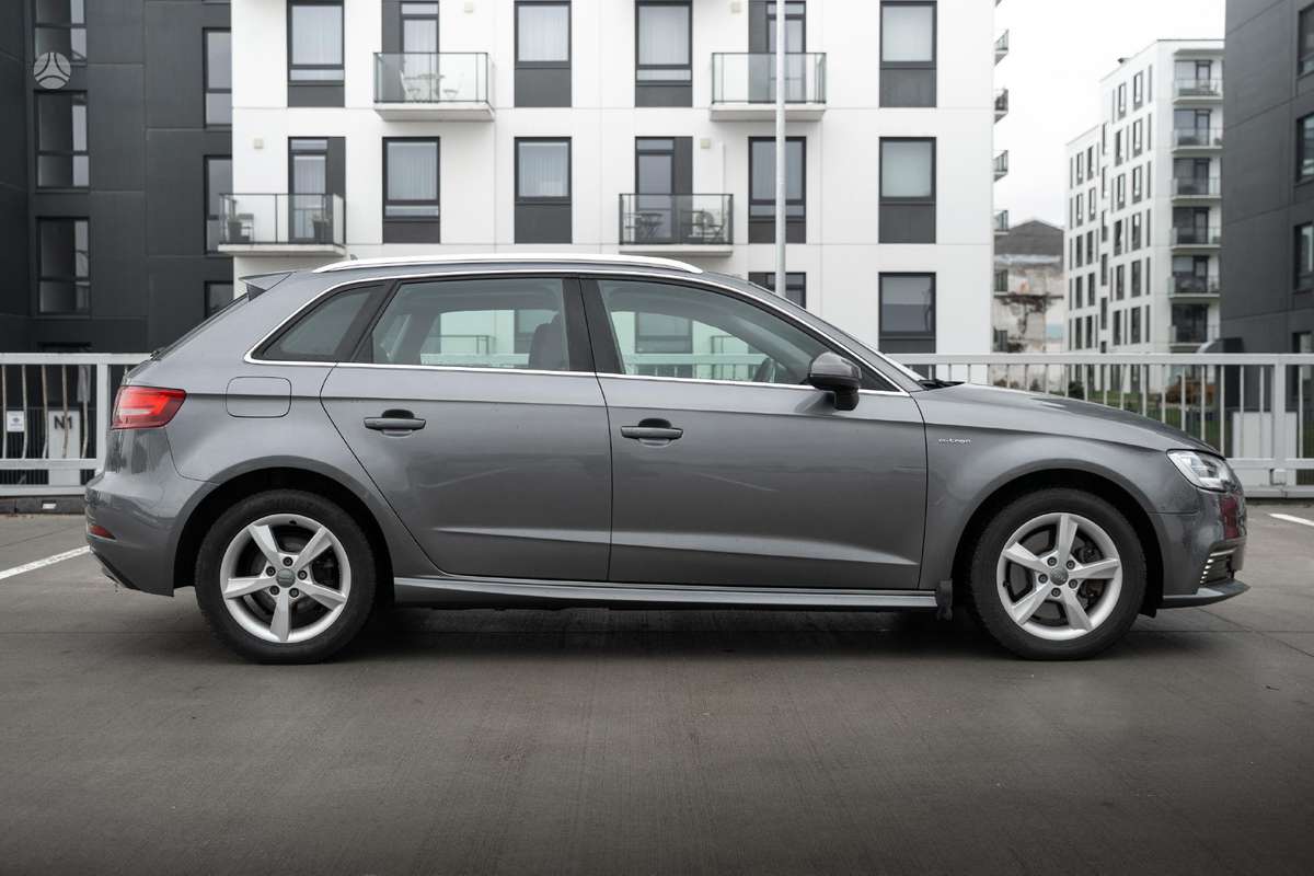 Audi A3, 1.4 l., hatchback