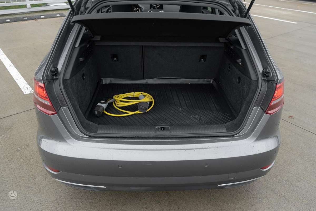 Audi A3, 1.4 l., hatchback
