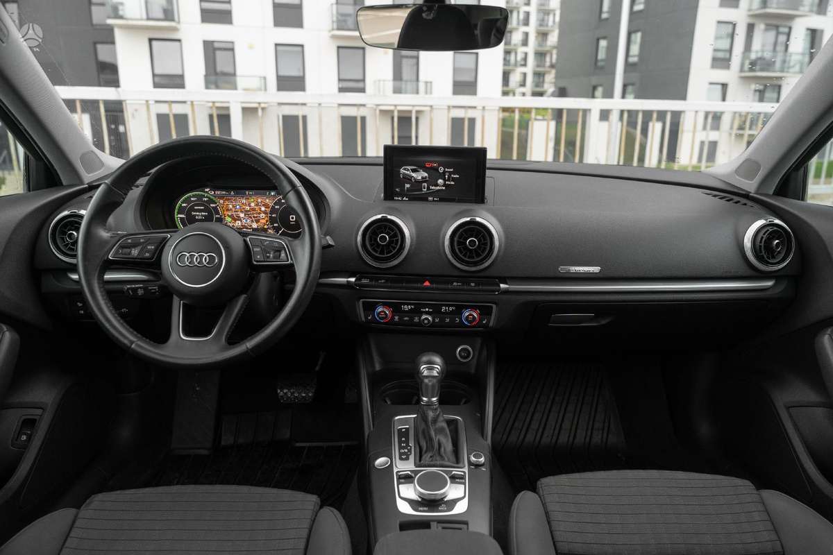 Audi A3, 1.4 l., hatchback