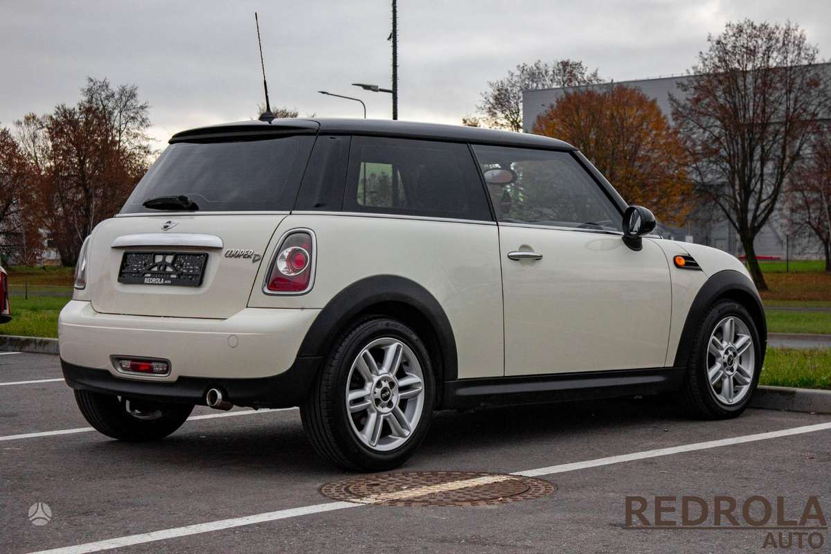 Mini Cooper, 1.6 l., Хэтчбек