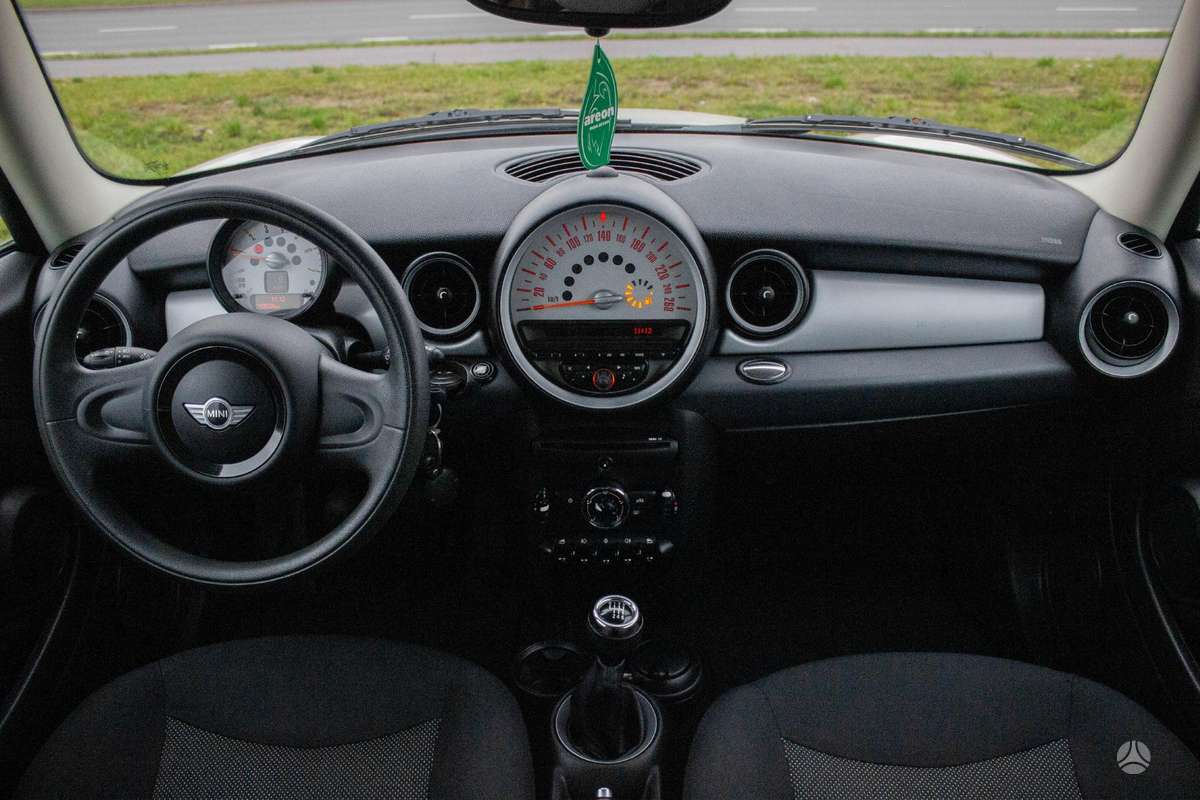 Mini Cooper, 1.6 l., hečbekas