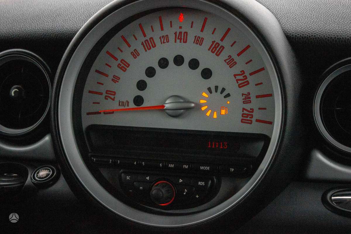 Mini Cooper, 1.6 l., hatchback