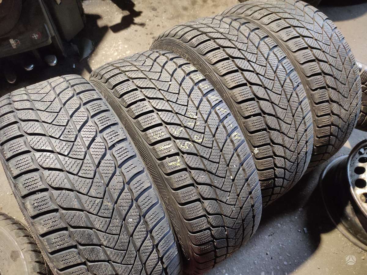 Michelin, žieminės 215/55 R16