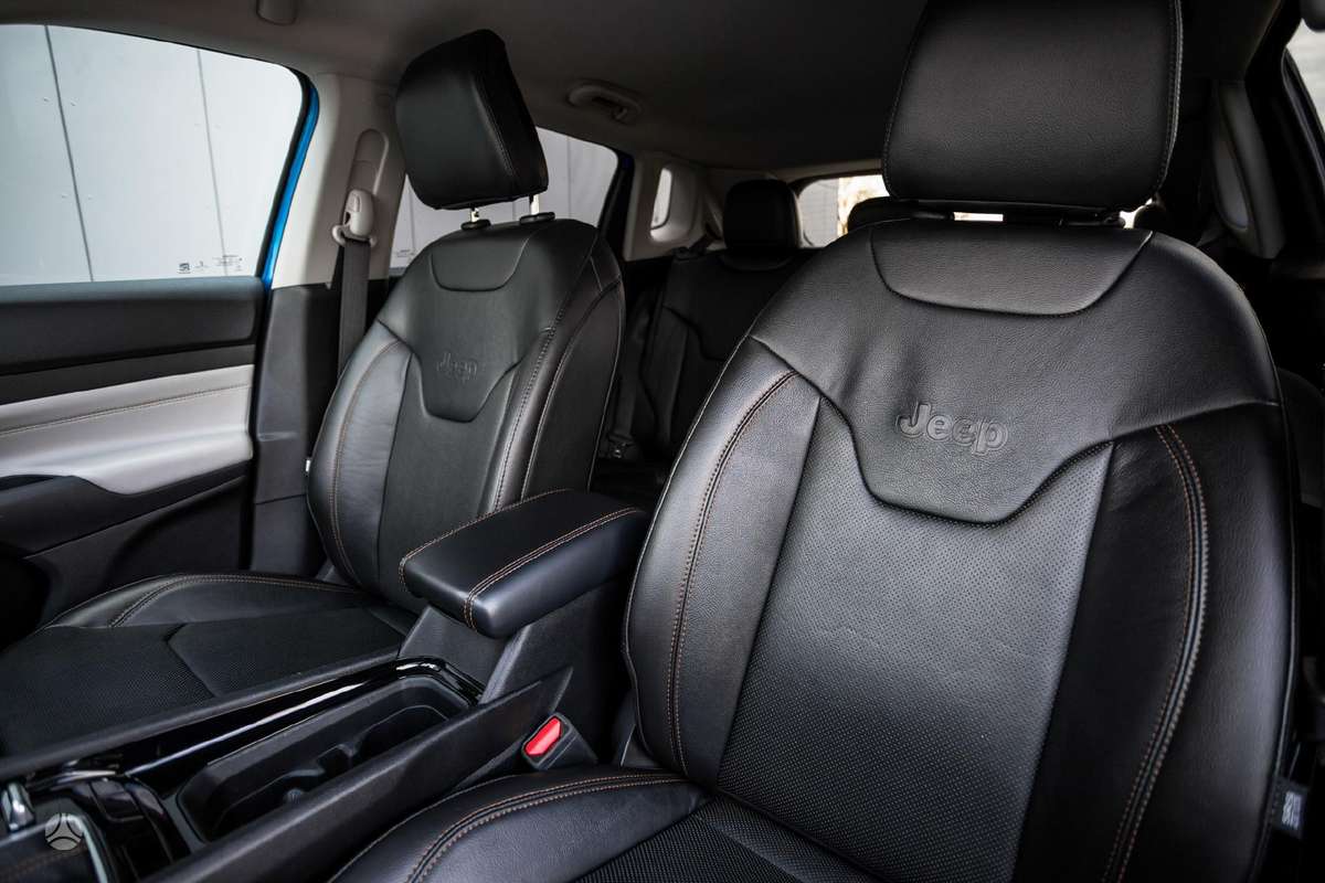 Jeep Compass, 2.4 l., Хэтчбек