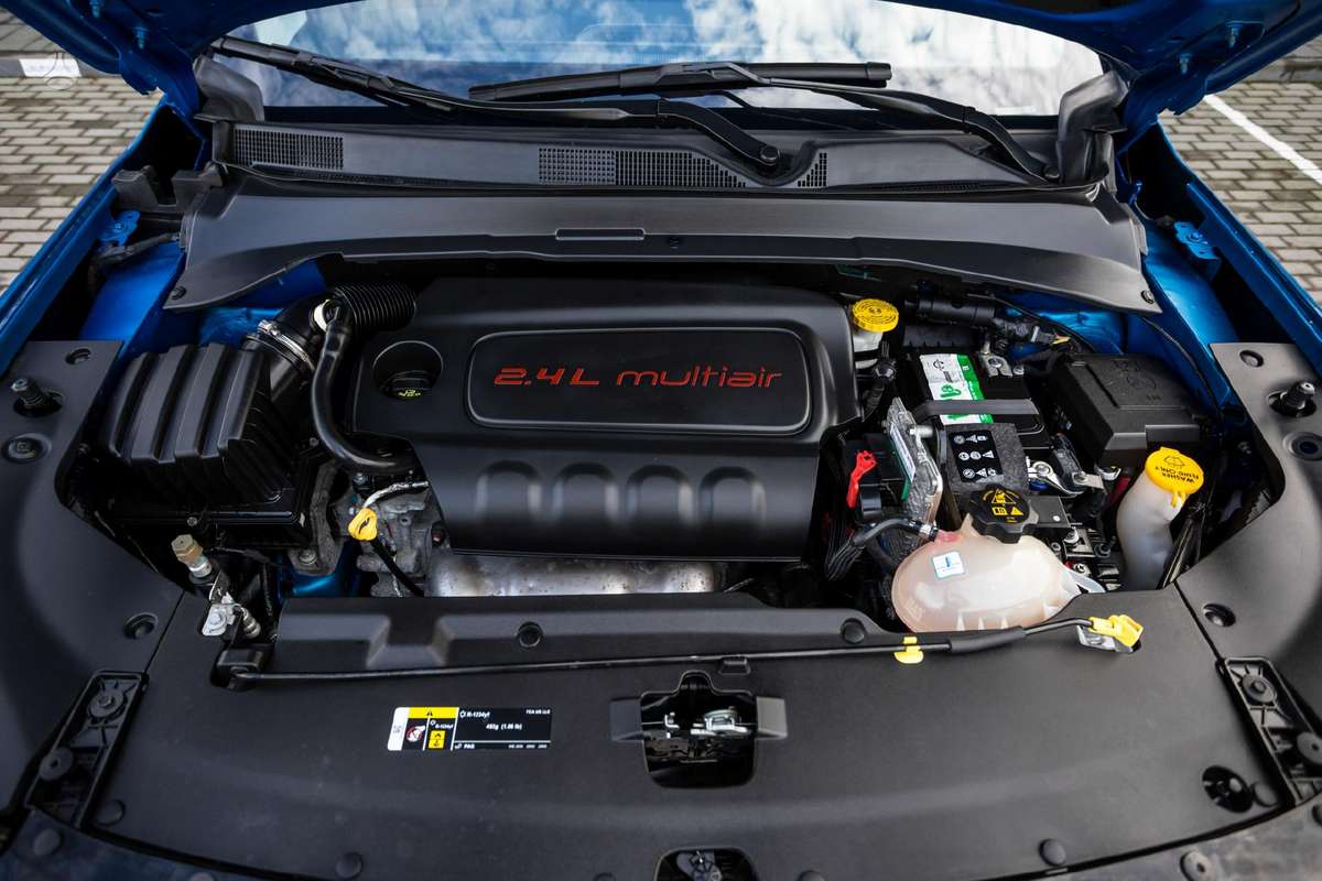 Jeep Compass, 2.4 l., hatchback