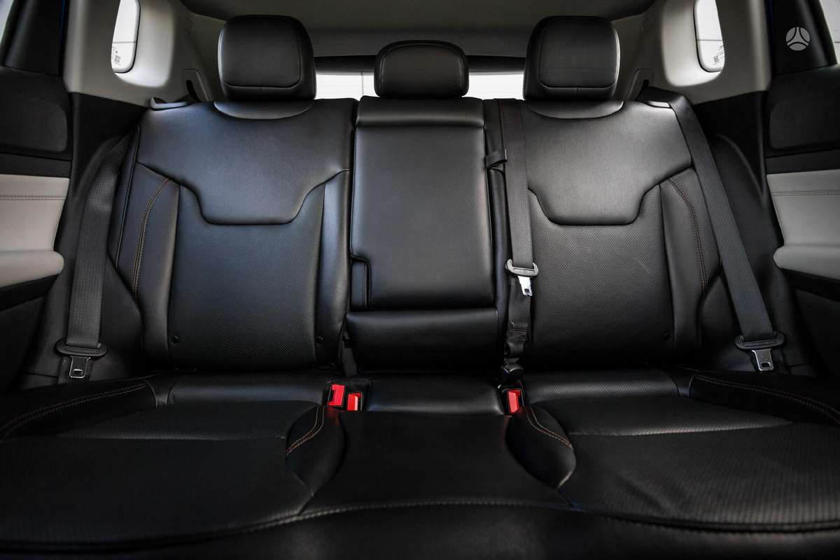 Jeep Compass, 2.4 l., hatchback