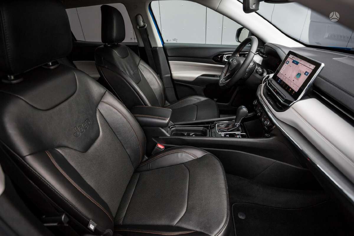 Jeep Compass, 2.4 l., Хэтчбек