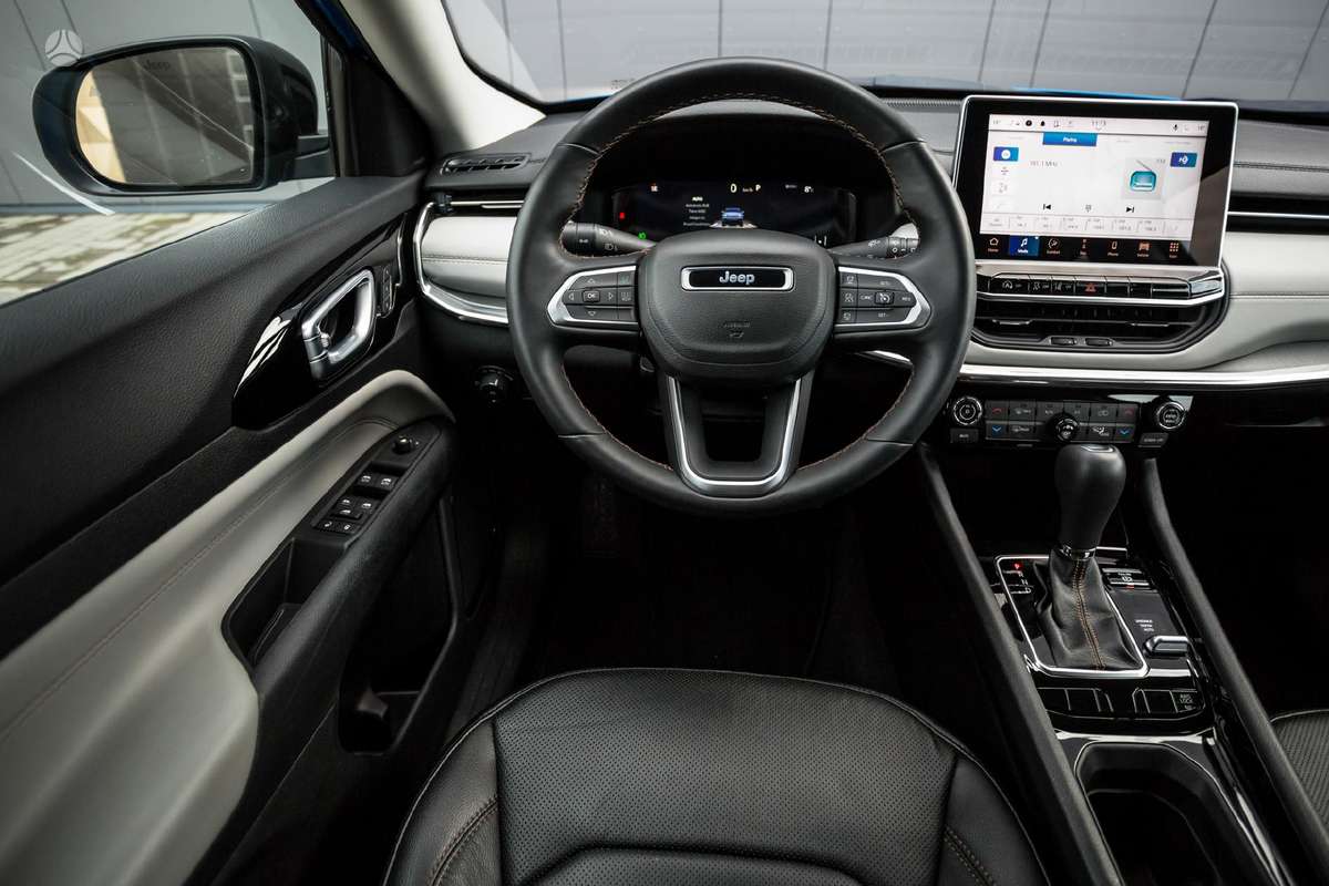 Jeep Compass, 2.4 l., hatchback