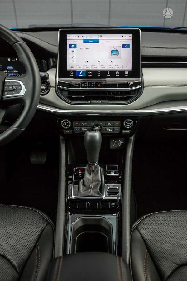 Jeep Compass, 2.4 l., hatchback