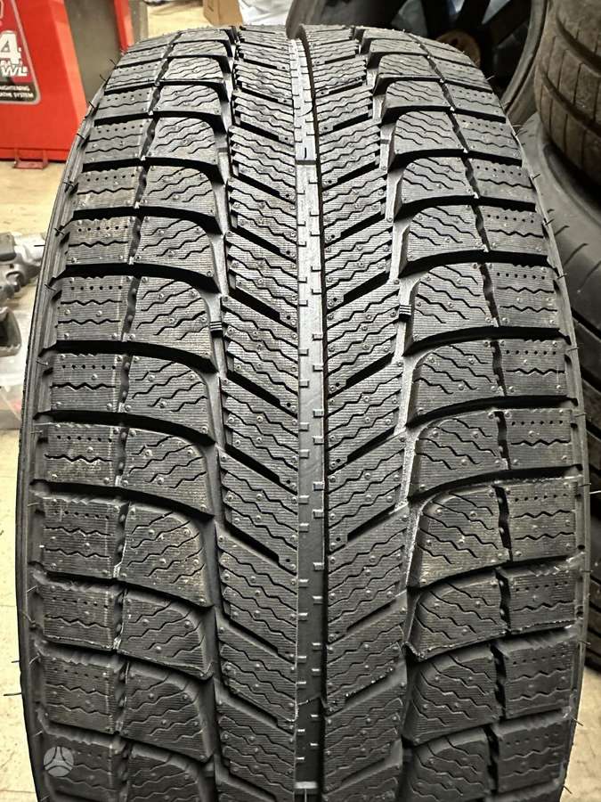 Michelin, winter 215/45 R18