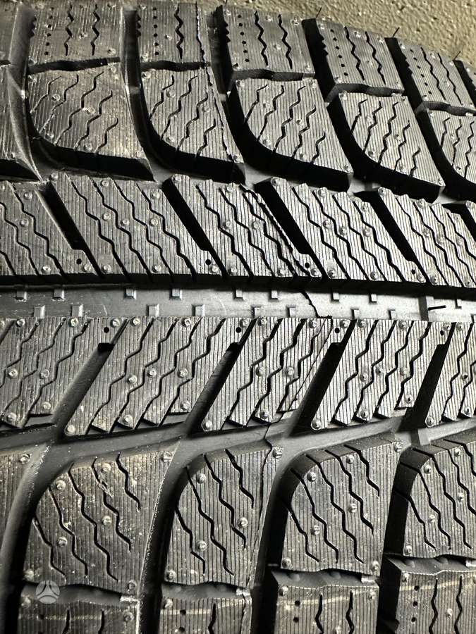Michelin, winter 215/45 R18