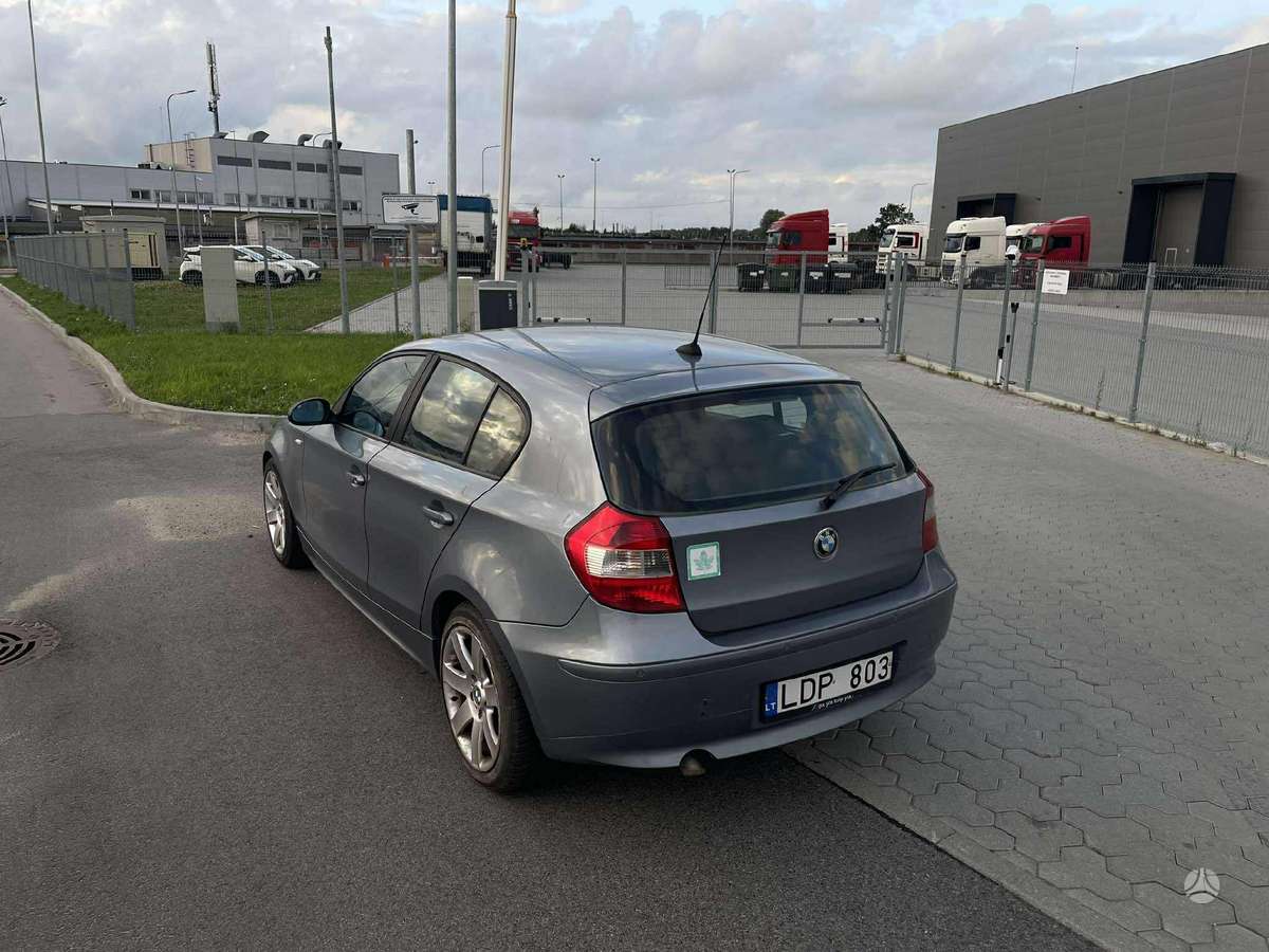 BMW 120, 2.0 l., Хэтчбек