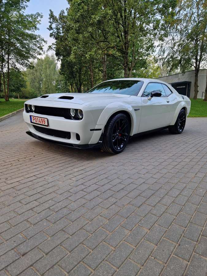 Dodge Challenger, 6.4 l., Седан