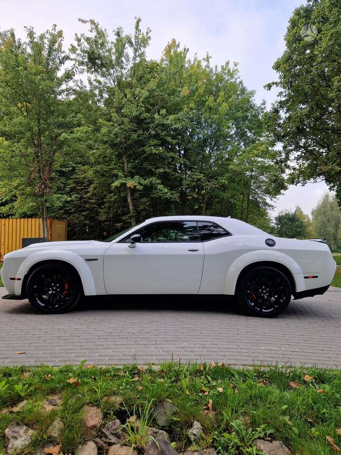 Dodge Challenger, 6.4 l., Седан