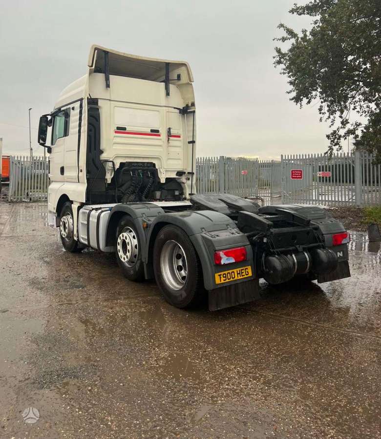 MAN TGX 26.440, double sleeper