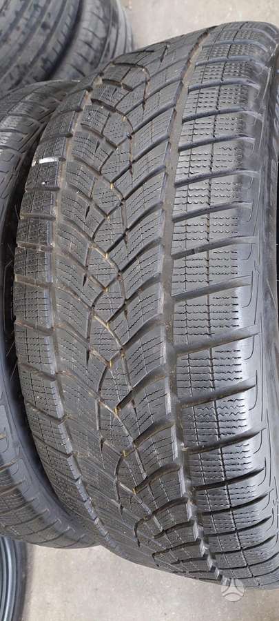 Goodyear, winter 255/50 R20