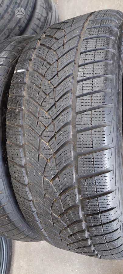 Goodyear, žieminės 255/50 R20