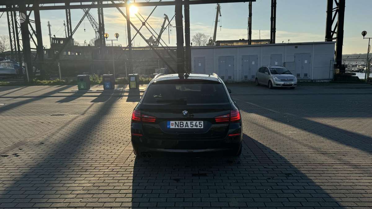 BMW 520, 2.0 l., wagon