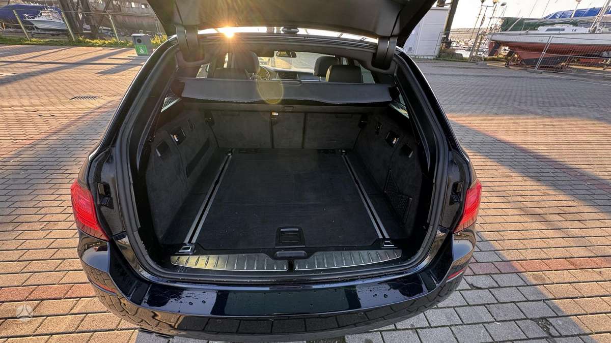 BMW 520, 2.0 l., wagon
