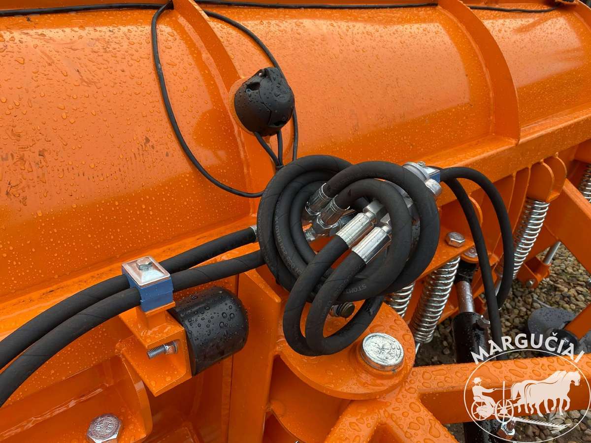Spawex PS, snow plows