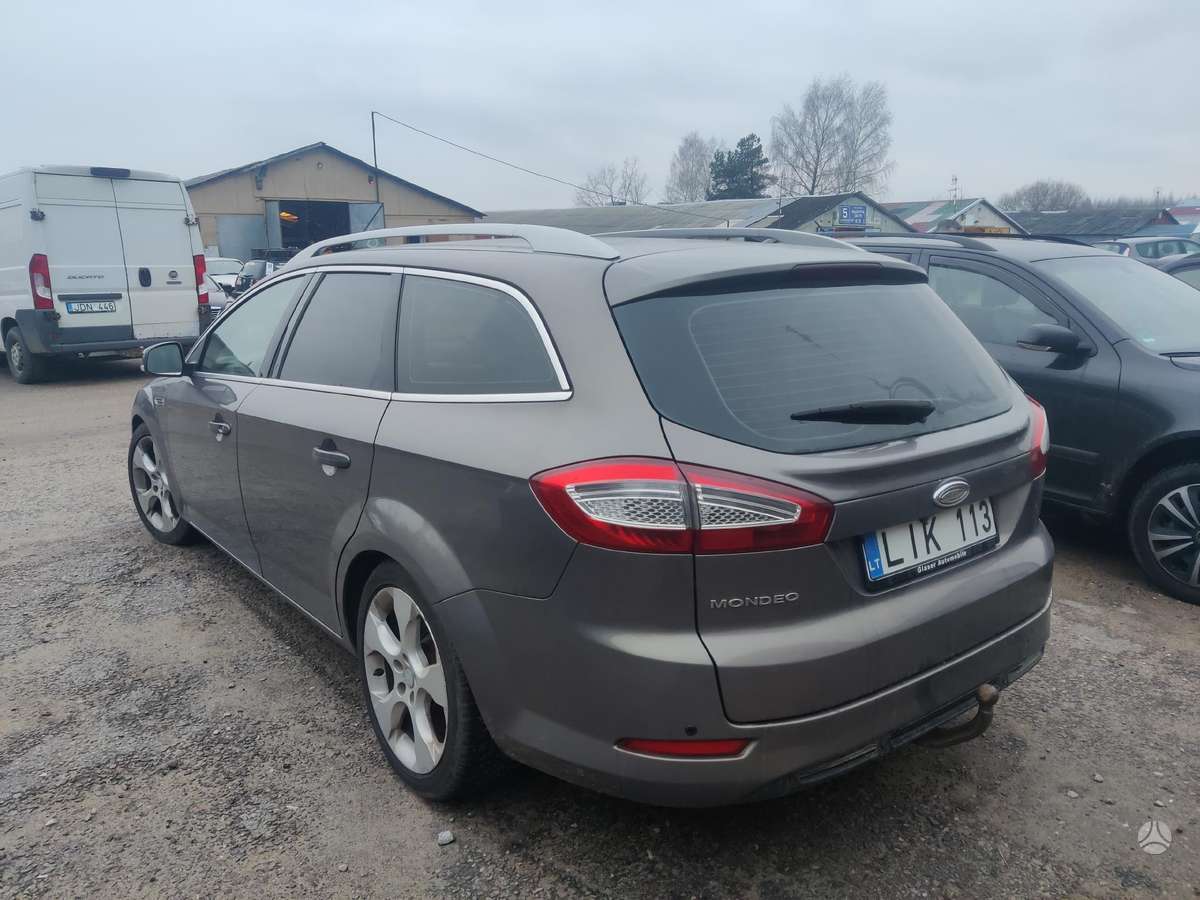 Ford Mondeo for parts. Dalimis